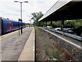 SO8555 : Former bay platform at Worcester Shrub Hill station by Jaggery