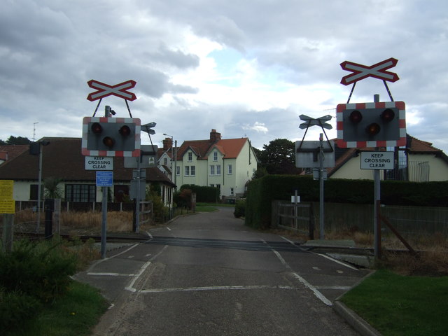 Level crossing on Sweetbriar Lane