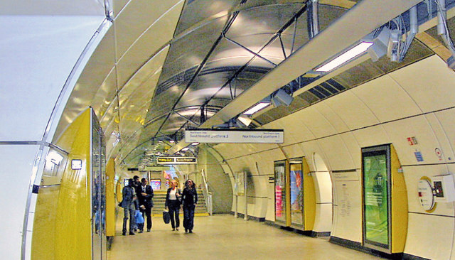 London Bridge station, London Underground, new subterranean passage 2009