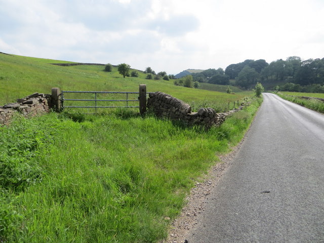 Field gateway off Buxton Old Road