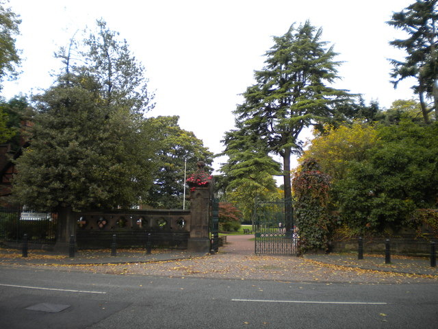 Southgate entrance, West Park, Wolverhampton