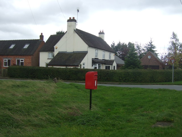 Elizabeth II postbox and the former Red Cow public house, Willslock