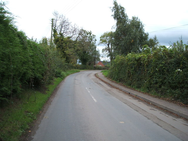 Minor road towards Woodend