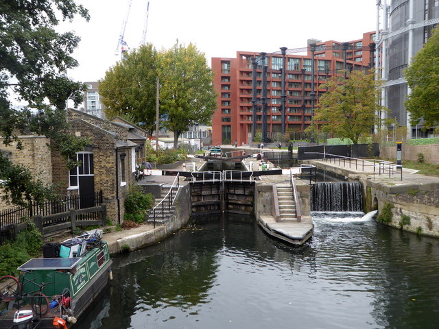 St. Pancras Lock, Regent's Canal