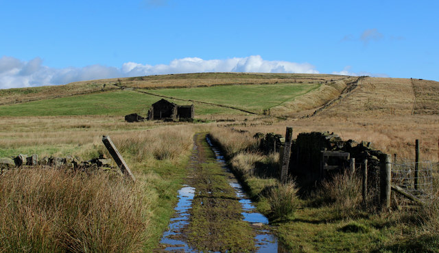 Approaching the Ruins of Sand Beds Farm... © Chris Heaton :: Geograph ...