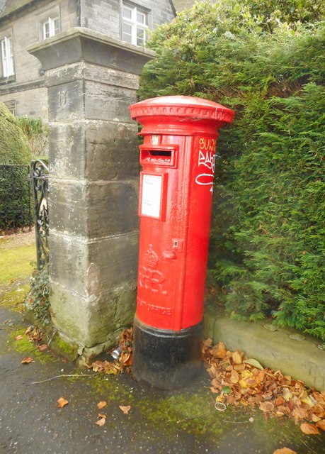 Edward VIII pillar box, Comely Park, Dunfermline