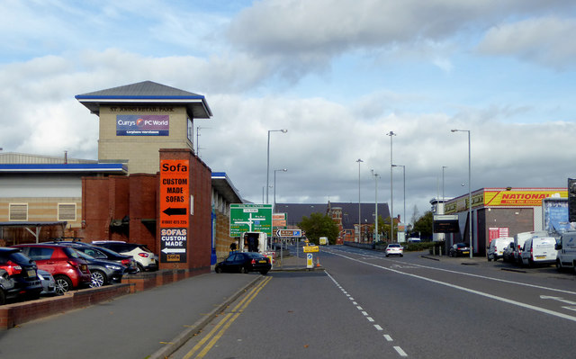 Dudley Road approaching Wolverhampton city centre