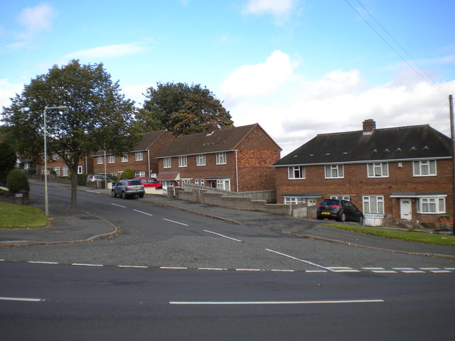 South end of Beach Avenue, Woodcross