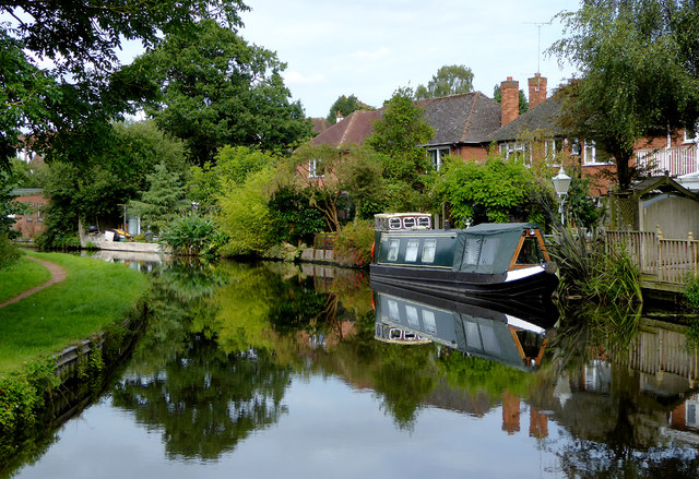 Canal at Castlecroft in Wolverhampton