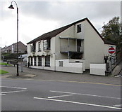 SS9992 : The Welcome Inn, Tonypandy by Jaggery
