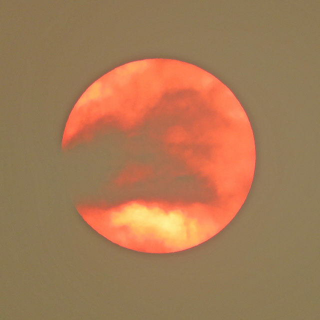 Red sun in a dusty sky © John Sutton Geograph Britain and Ireland