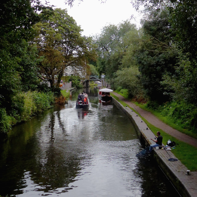 Canal south-west of Compton Lock near Wolverhampton