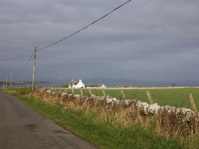 Cairnhead Farm © Jon Alexander cc-by-sa/2.0 :: Geograph Britain and Ireland