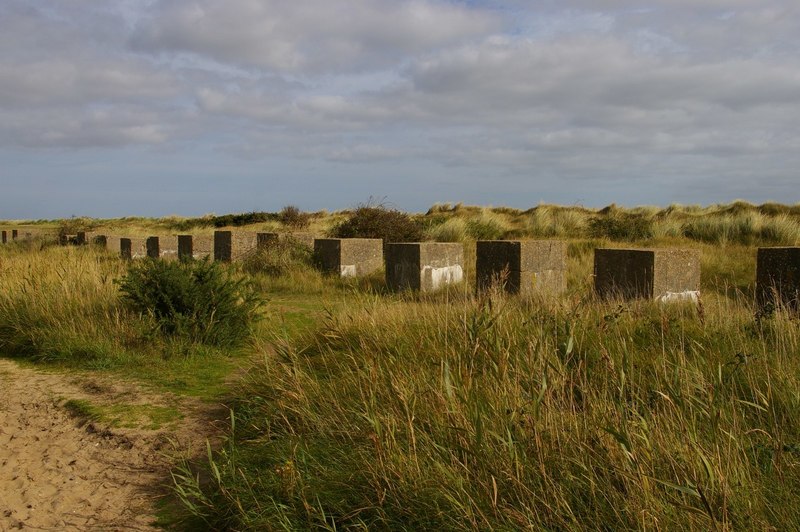 World War II anti-tank defences,... © Christopher Hilton cc-by-sa/2.0 ...