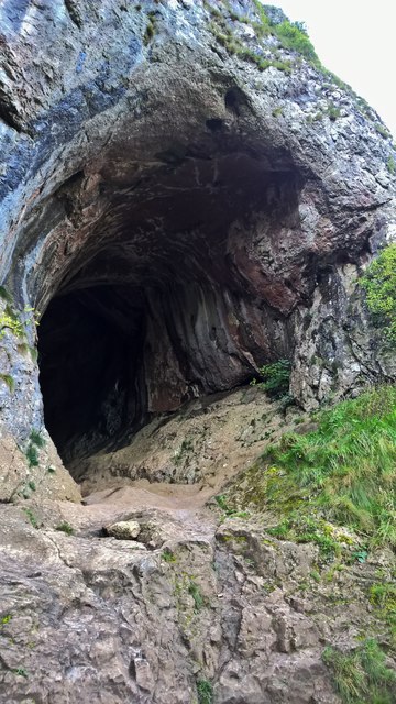 Thor's Cave