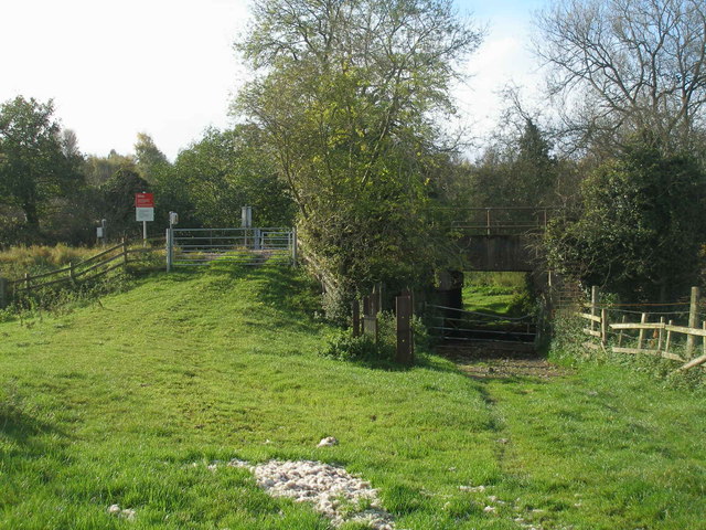 Two ways to cross the railway east of Woodgate