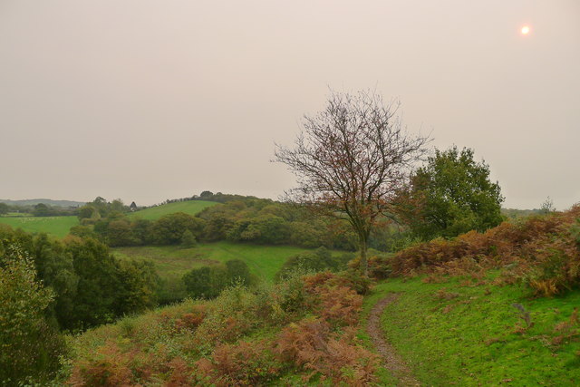 Hazy sky above the north-western edge of Downs Banks