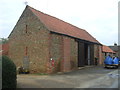 TF7032 : Barn, Shernborne Hall by JThomas