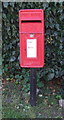 TF7944 : Elizabeth II postbox on the A149, Brancaster Staithe by JThomas