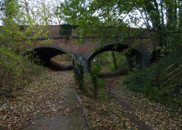 Belvoir Road crossing a dismantled... © Mat Fascione :: Geograph ...