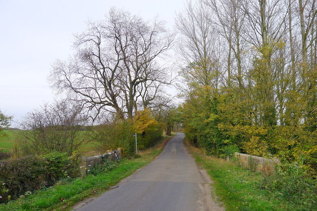 Swinstead Road leading to Irnham