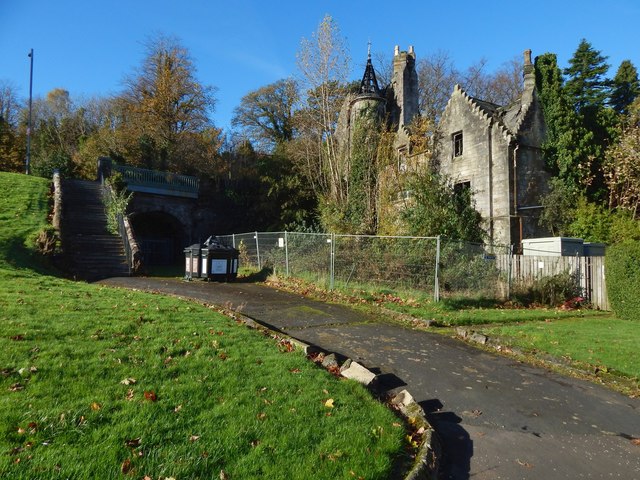 Former Gate Lodge Of Levenford House © Lairich Rig Cc-by-sa/2.0 ...