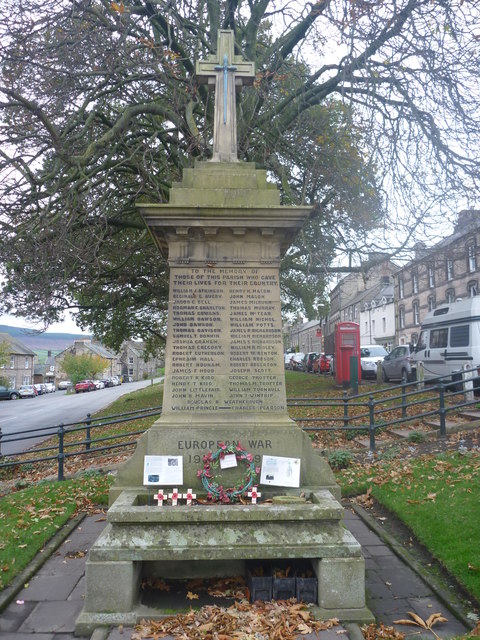 Northumberland Townscape : War Memorial, Rothbury