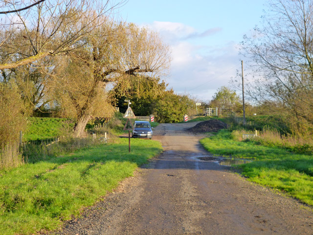 Chain Road, Overcote