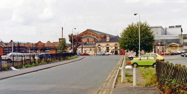 Loughborough (Midland) station entrance, 1992