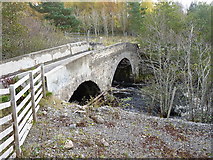 NH5017 : The old bridge over the Gourag by Richard Law