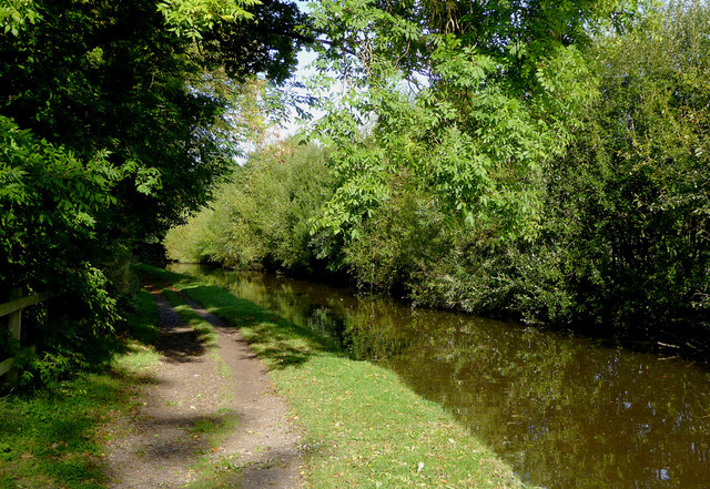 Canal east of Little Haywood in Staffordshire