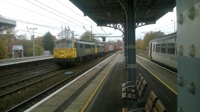 Container train passes through Ipswich station