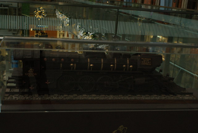 Godiva Chocolate Steam Train pulls into St Pancras Station! — chocolatician