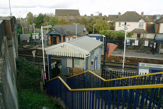 Haydons Road station, Tooting - down-side entrance