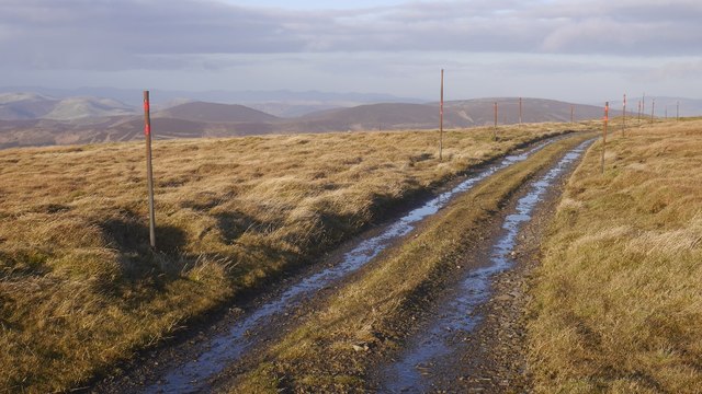 Road on Broad Law