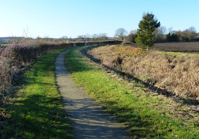 Towpath along the disused Grantham Canal