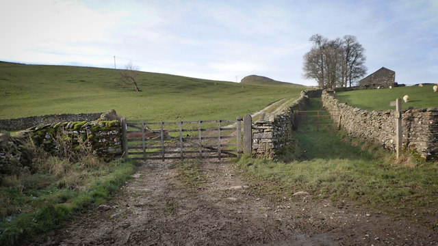 Track to Hargreaves Barn