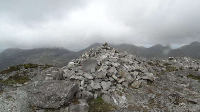Summit cairn on Derryclare