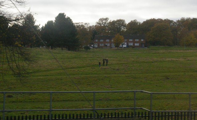 Wallers Grove and Gippeswyk Park, from the railway