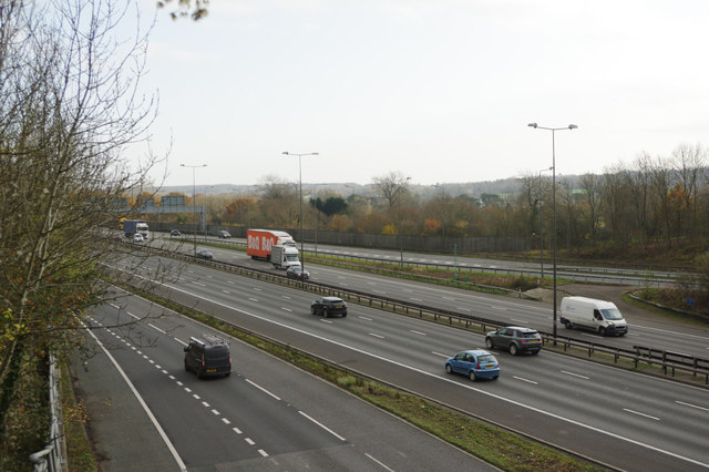 M25 east of the Merstham Interchange © Stephen McKay :: Geograph ...