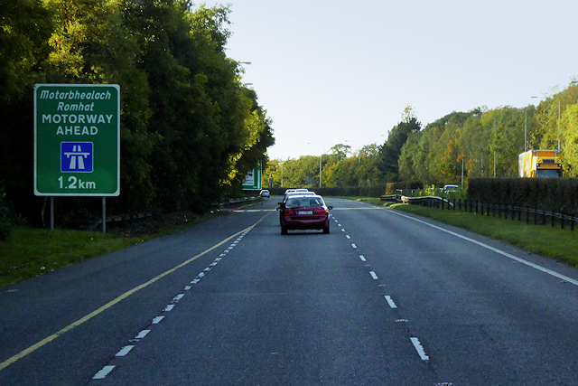 Navan Road, Mulhurddart © David Dixon :: Geograph Britain and Ireland