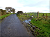 H5774 : Cloughglass Road, Mullaghslin Glebe by Kenneth  Allen