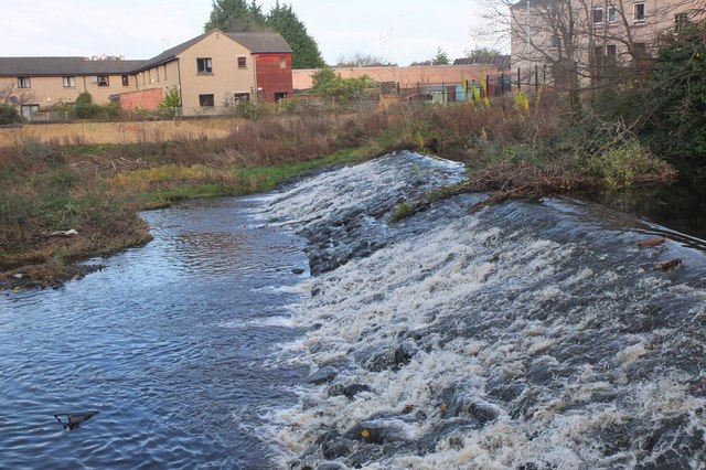 Weir near Warriston, Edinburgh