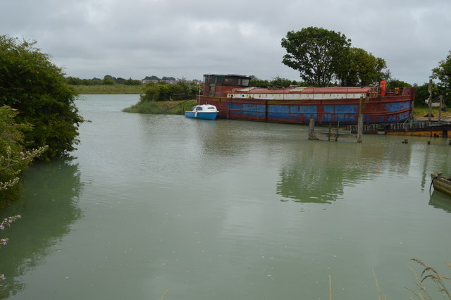 Marina by the River Arun