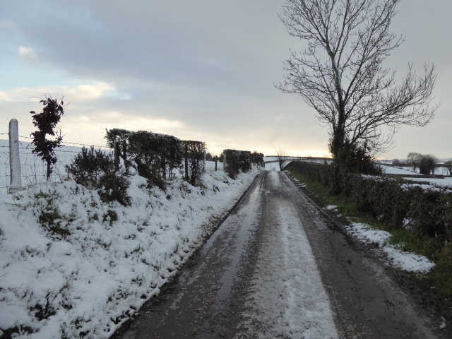 Tully Road, Tattraconnaghty
