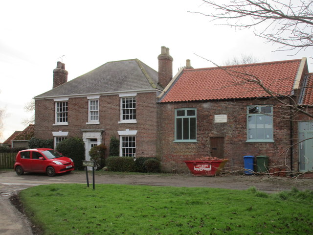 Highfield House and former Primitive Methodist Chapel