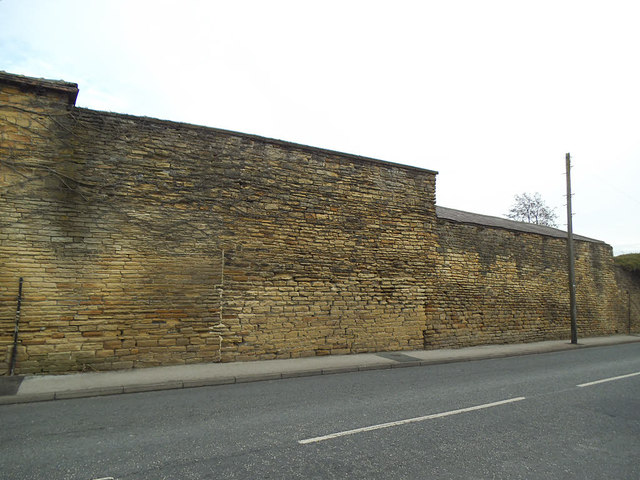Eroded stone wall on Armley Ridge Road