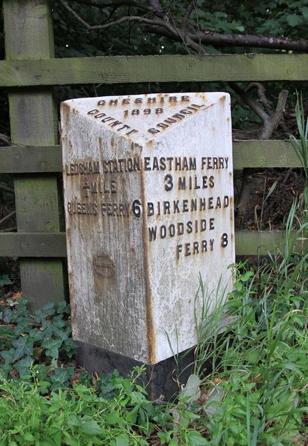 Old Milepost by the A550, Welsh Road, south of Hooton