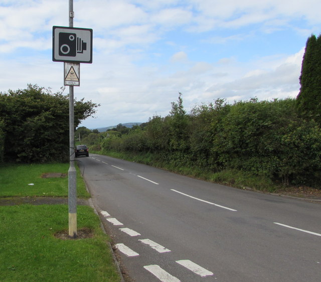 Speed camera sign on a Heol Pant-y-gored lamppost, Pentyrch