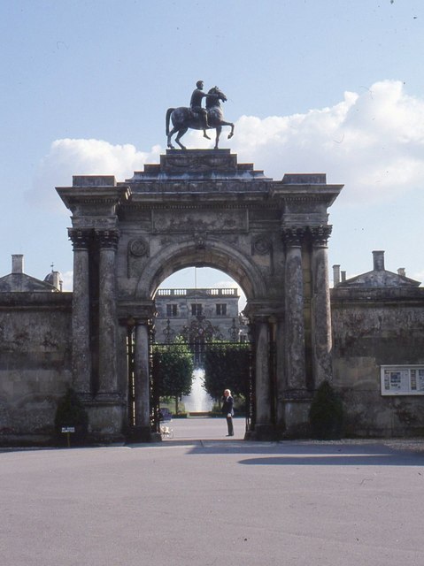 Entrance to Wilton House